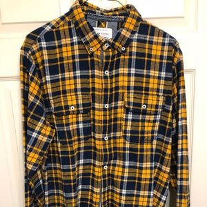 New (w/o tag) Denim and Flowery Flannel